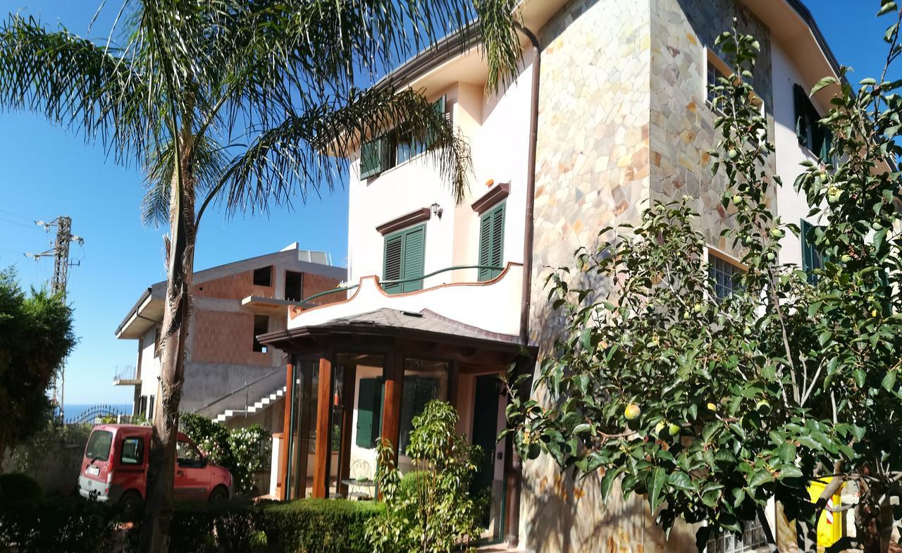 Bed and Breakfast La Collina Capo dʼOrlando Exteriér fotografie