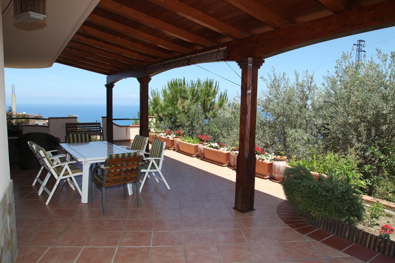 Bed and Breakfast La Collina Capo dʼOrlando Exteriér fotografie